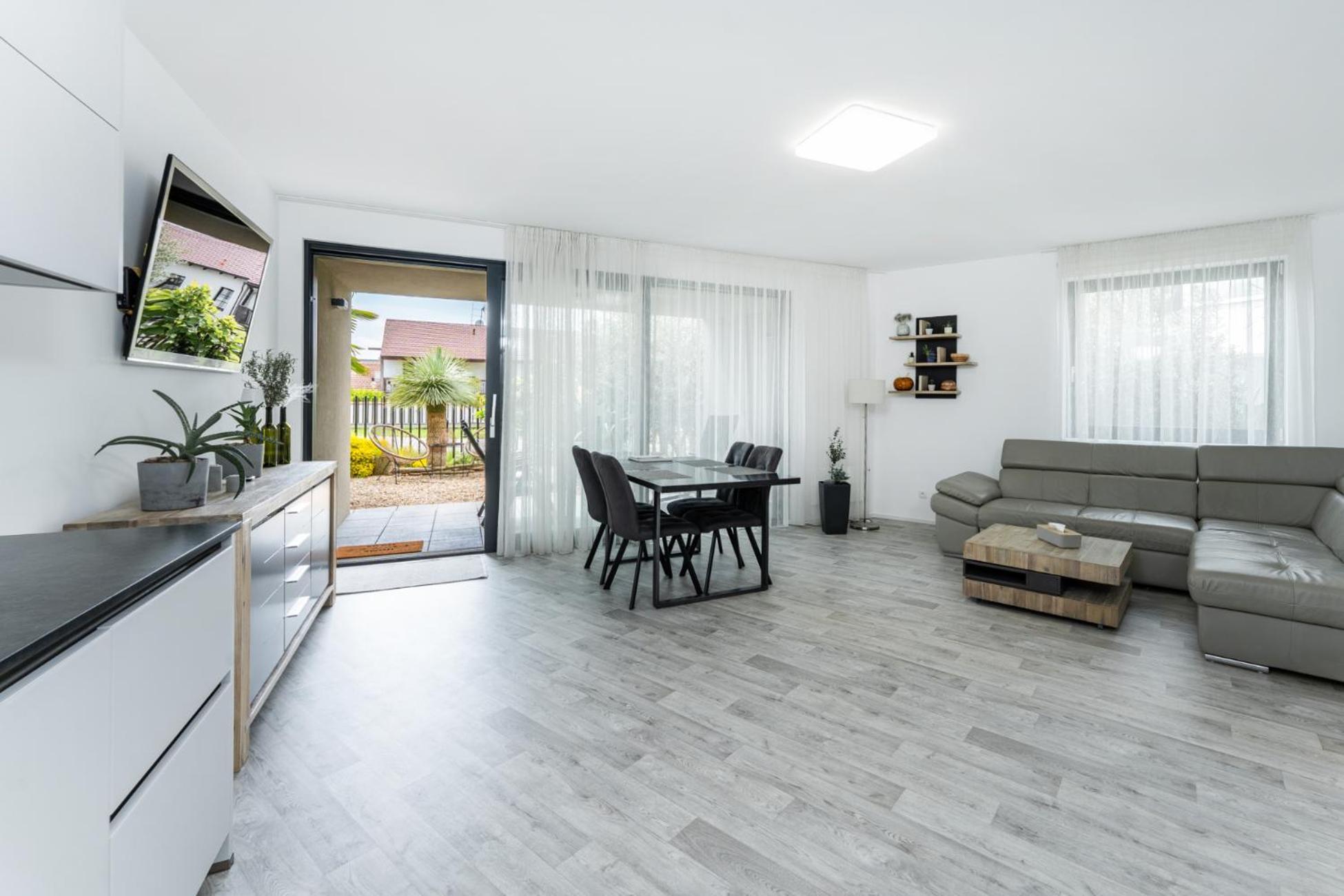 Palm Garden Apartment 2 Mikulov Dış mekan fotoğraf