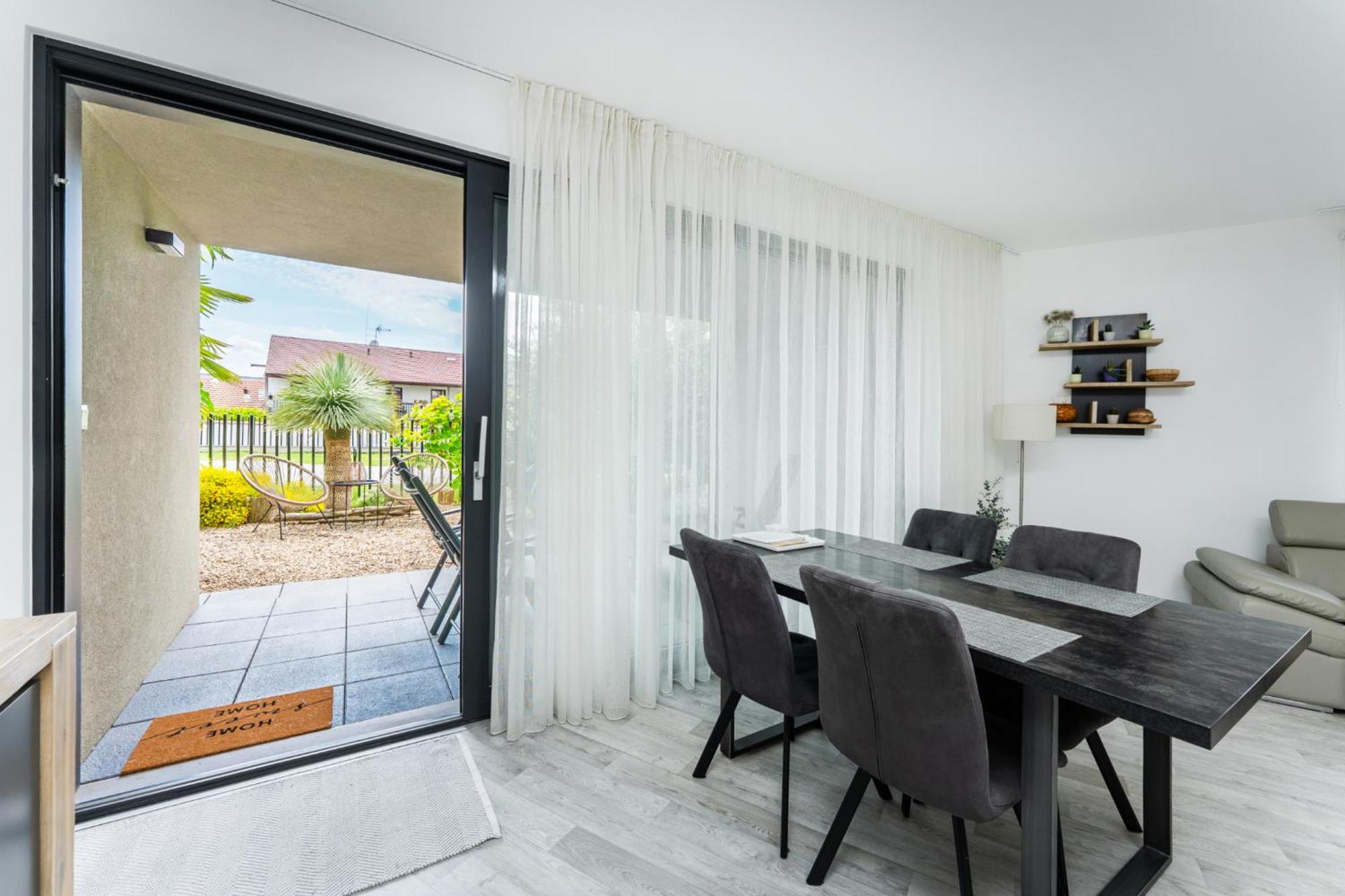 Palm Garden Apartment 2 Mikulov Dış mekan fotoğraf